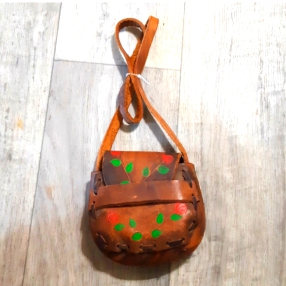 Handmade Handbags - Leather Pouch Hand Made etched handpainted purse satchel Nature Woodsy Hobo